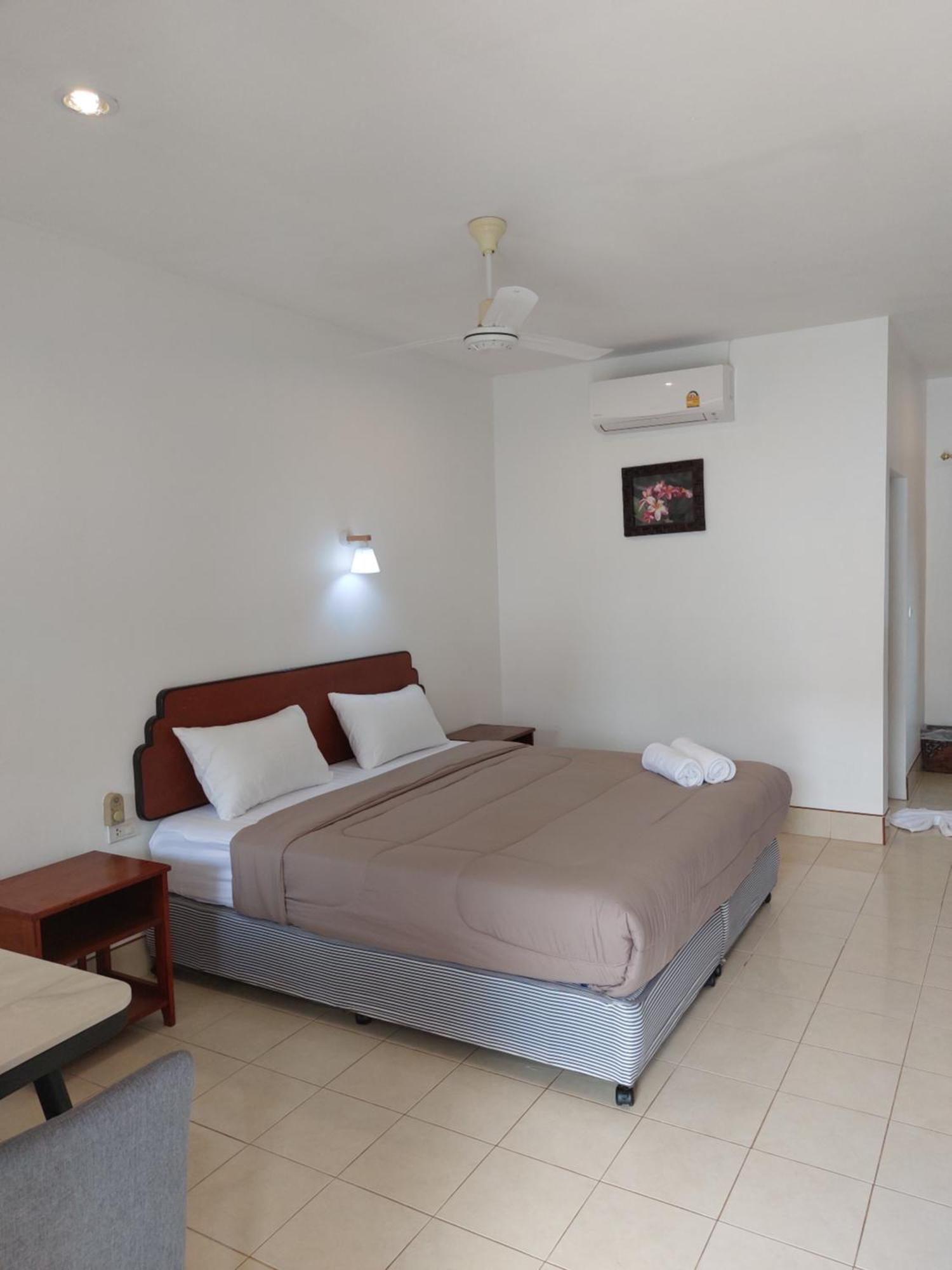 Smile House Апартаменты Ban Karon