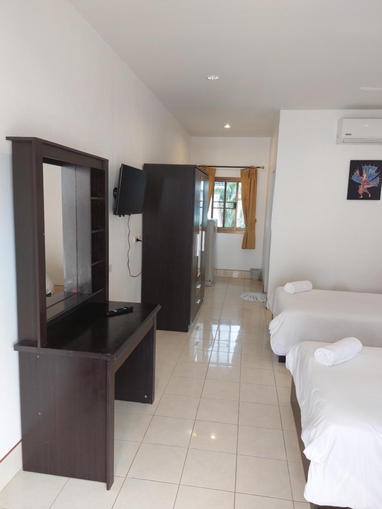 Smile House Appartamento Ban Karon