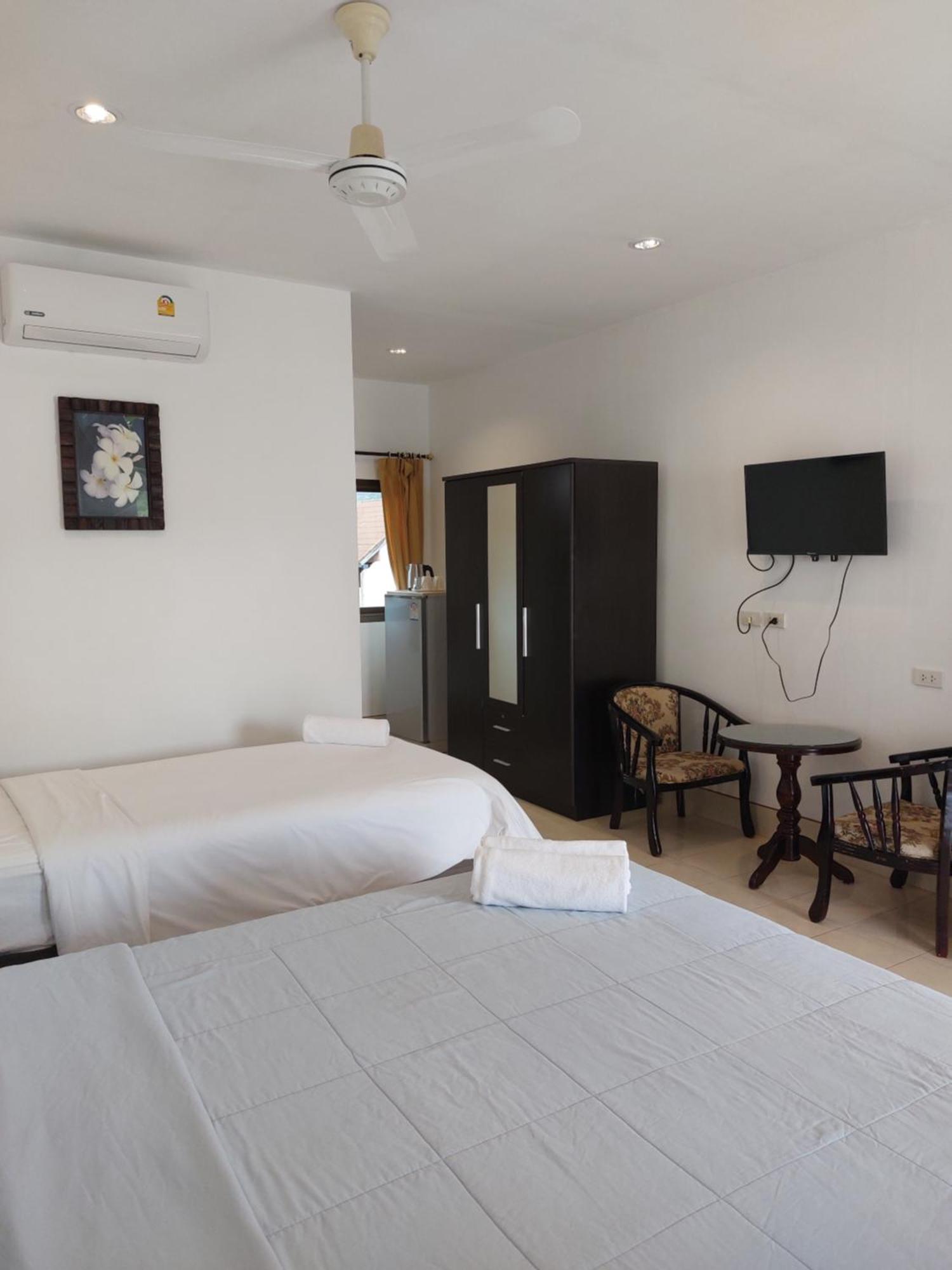 Smile House Appartamento Ban Karon