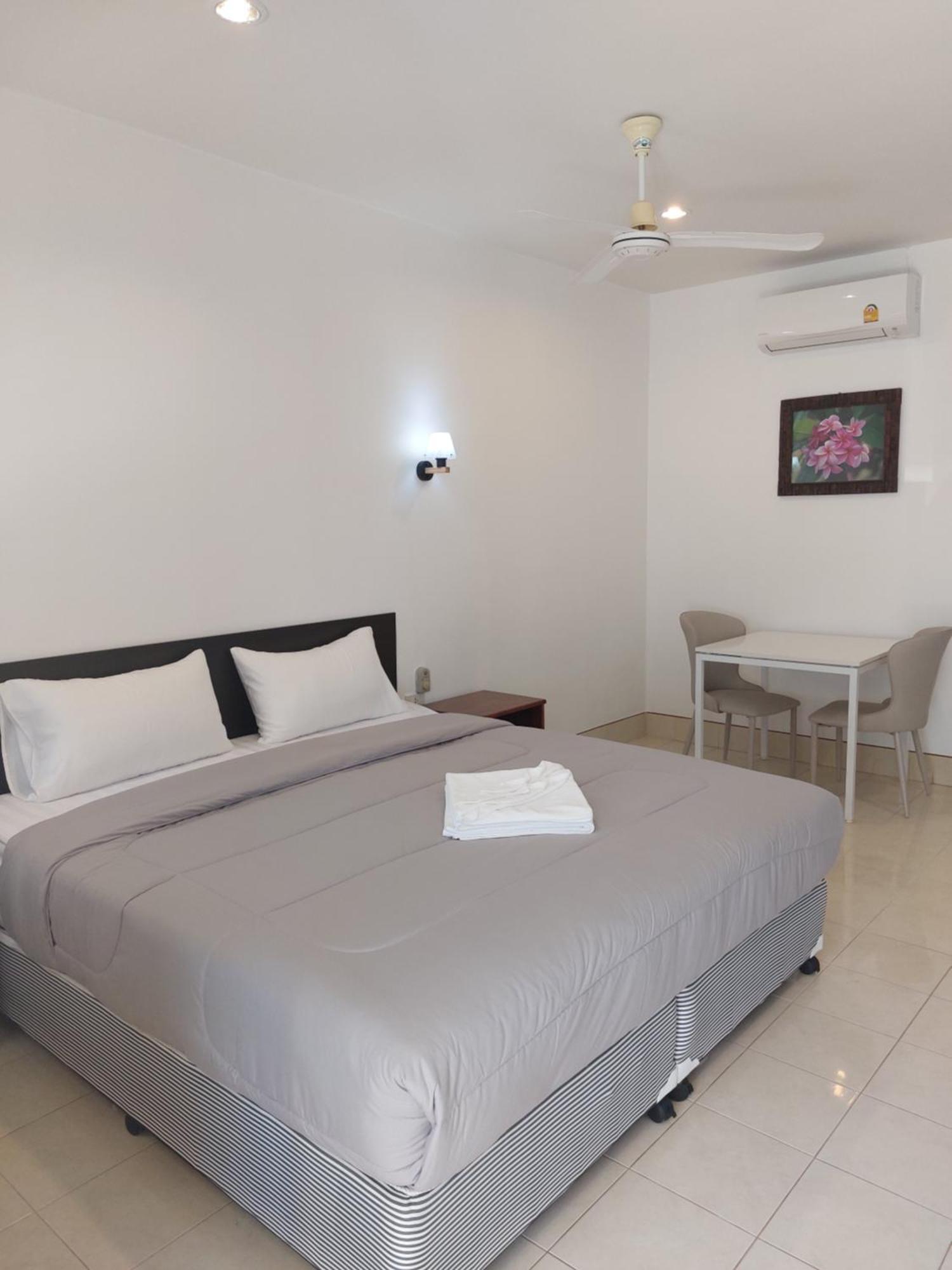 Smile House Апартаменты